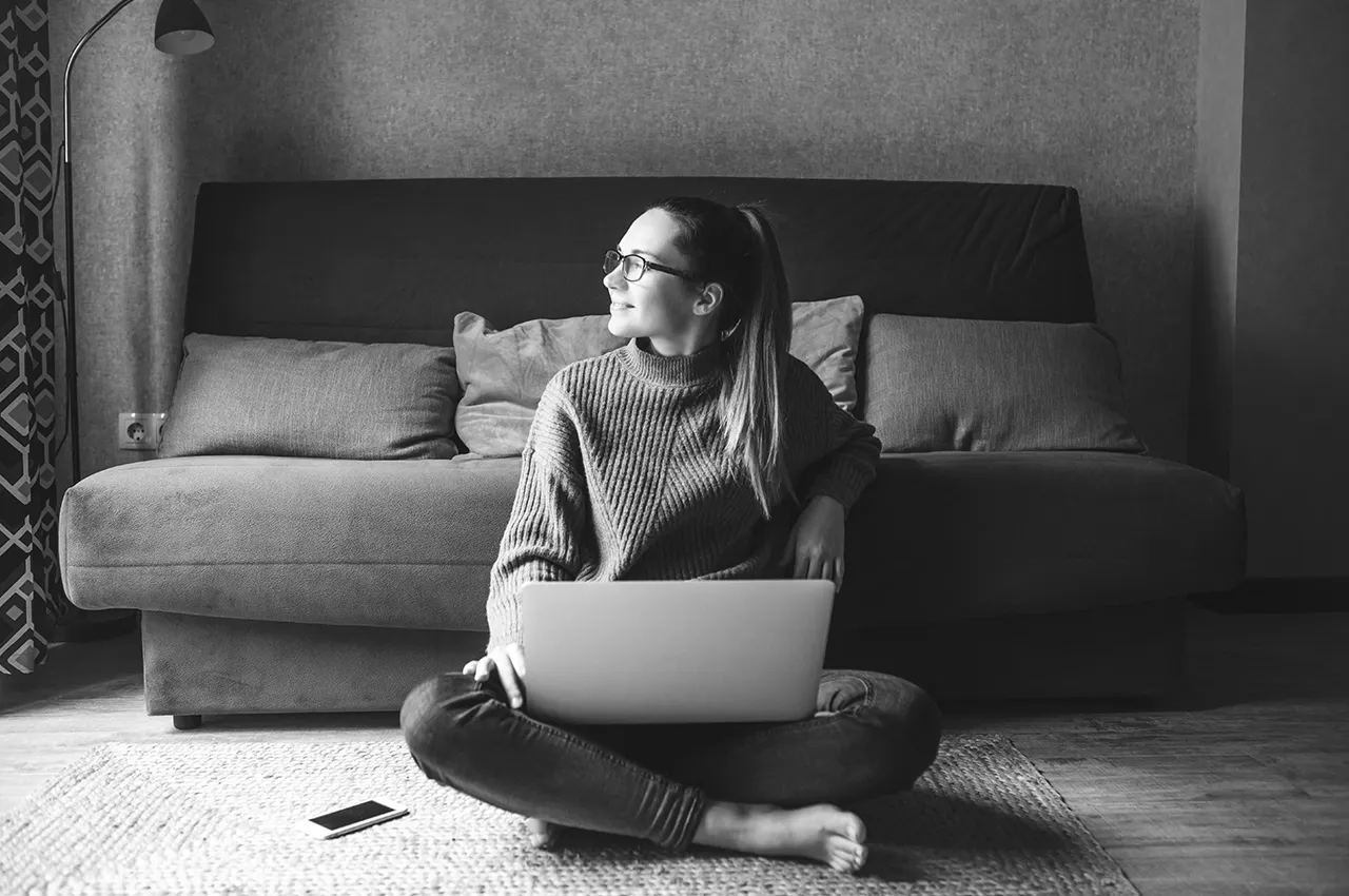 How to Learn Online Marketing at Home