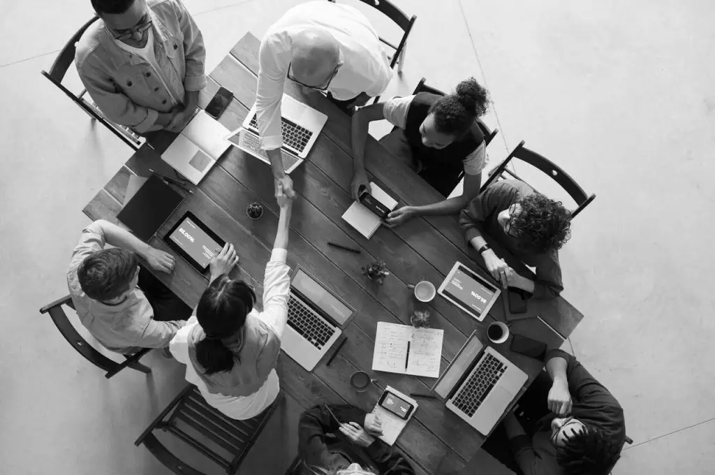 The Benefits of Delegating Tasks as an Entrepreneur